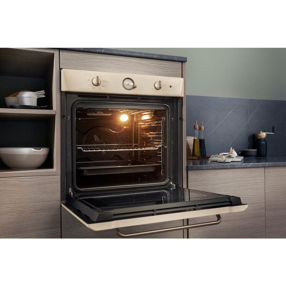 Cuptor Hotpoint Ariston FIT 804 H OW HA + Plita Hotpoint Ariston PCN ...